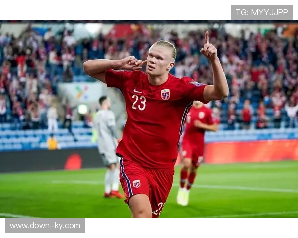 柏林联合后腰赫迪拉停赛,中场防守面临重组 柏林联合后腰赫迪拉停赛,中场防守面临重组